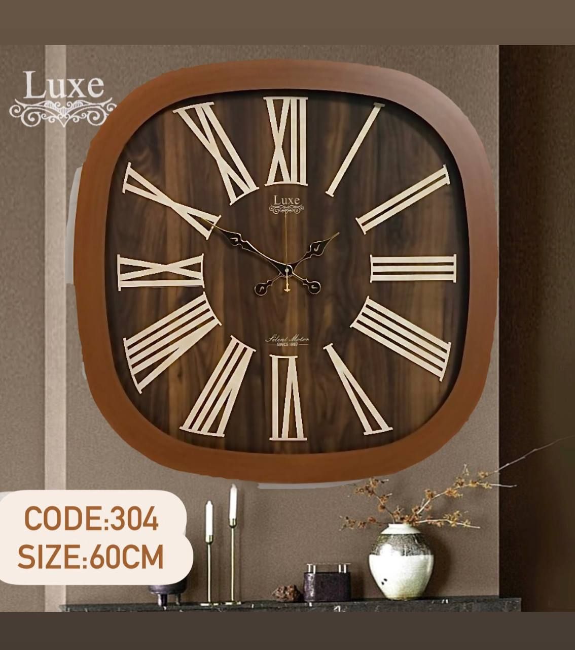 ساعت دیواری لوکس مدل 304 سایز 60×60 بدنه چوبی با اعداد رومی