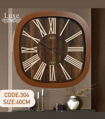 ساعت دیواری لوکس مدل 304 سایز 60×60 بدنه چوبی با اعداد رومی