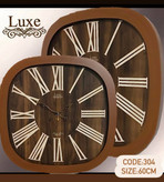 ساعت دیواری لوکس مدل 304 سایز 60×60 بدنه چوبی با اعداد رومی
